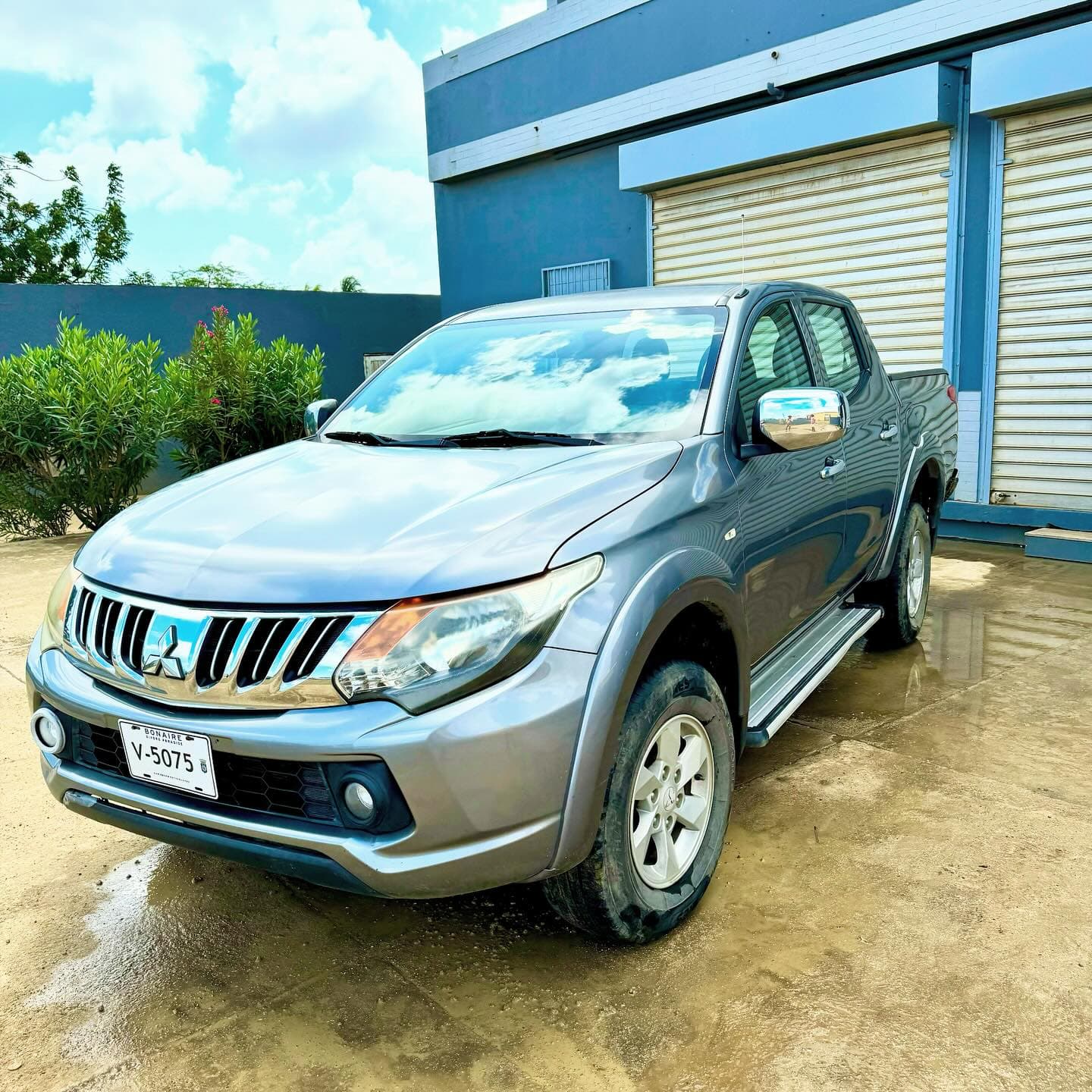 Mitsubishi L200